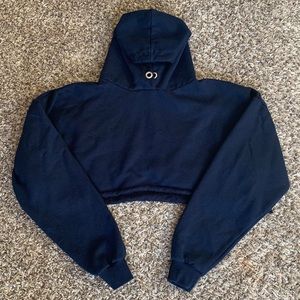 Prettylittlething Navy blue cropped hoodie